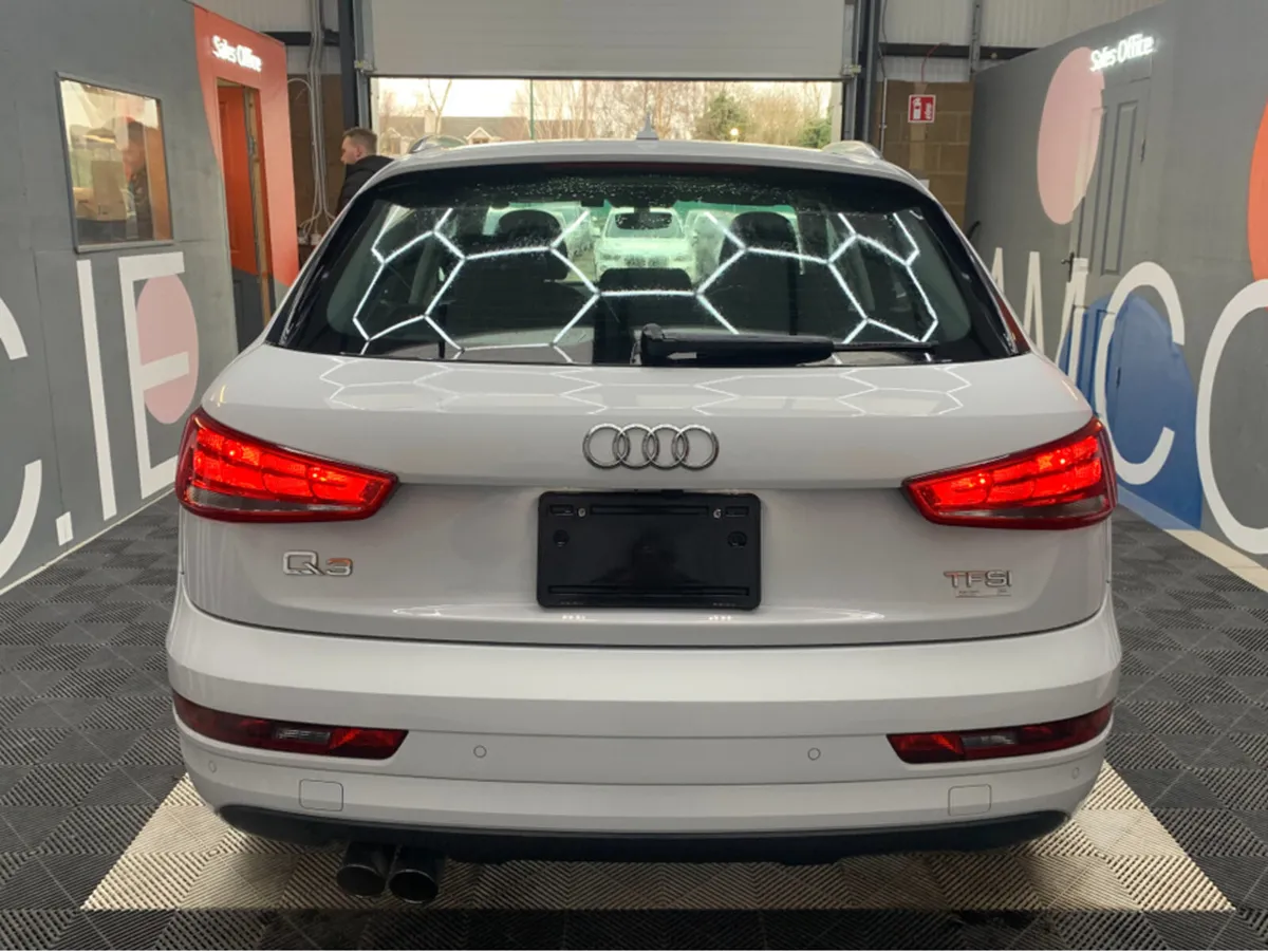 Audi Q3 1.4 TFSI AUTOMATIC / 53k KMs / Reverse Cam - Image 4
