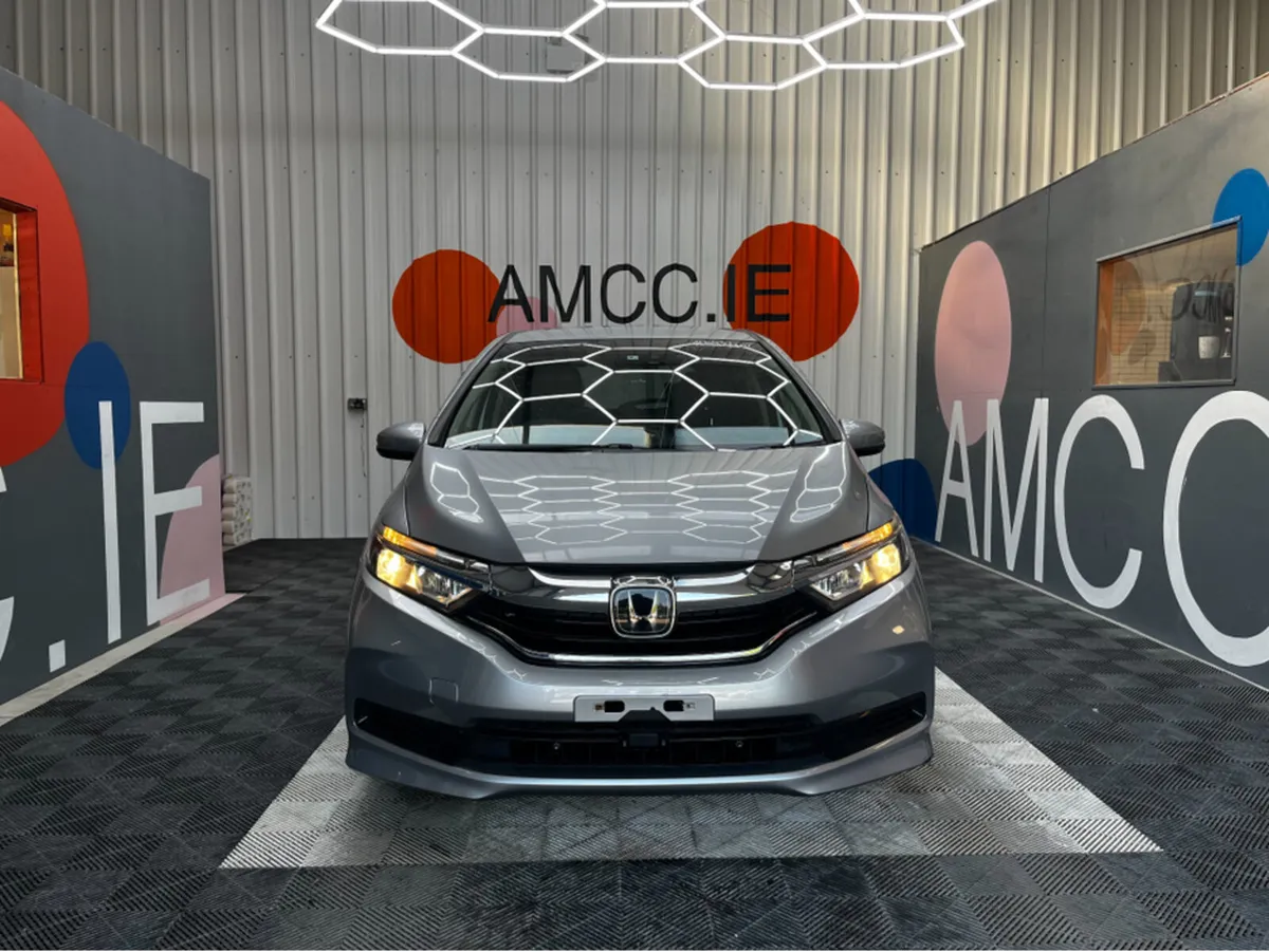 Honda Shuttle 1.5 HYBRID / 96k KMs / ADAPTIVE CRUI - Image 2