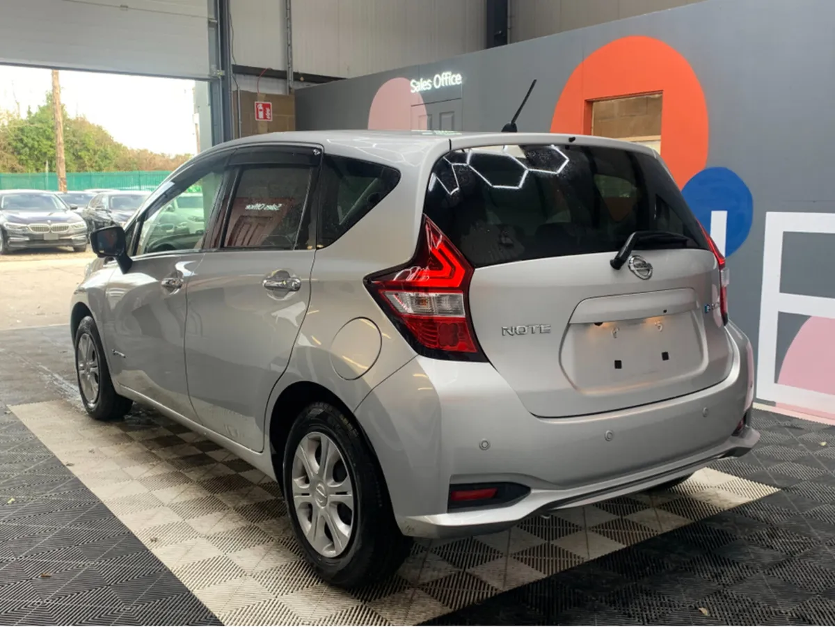 Nissan Note 1.2 HYBRID / 70k KMs / Automatic / Rev - Image 4