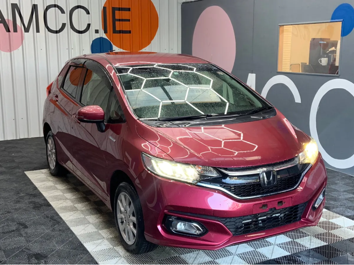 Honda Fit Honda Fit 1.5 Hybrid / 51k KMS / Honda S - Image 1