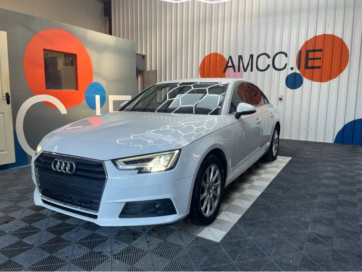 Audi A4 2.0 TFSI / 62k KMs / HEATED SEATS , REVERS - Image 3