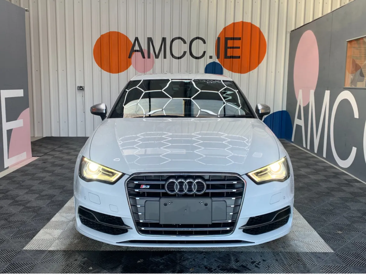Audi S3 SPORTBACK S3 AUTOMATIC / 69k KMs / Reverse - Image 2