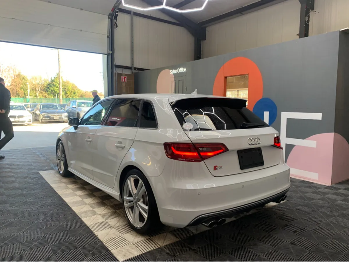 Audi S3 SPORTBACK S3 AUTOMATIC / 69k KMs / Reverse - Image 4