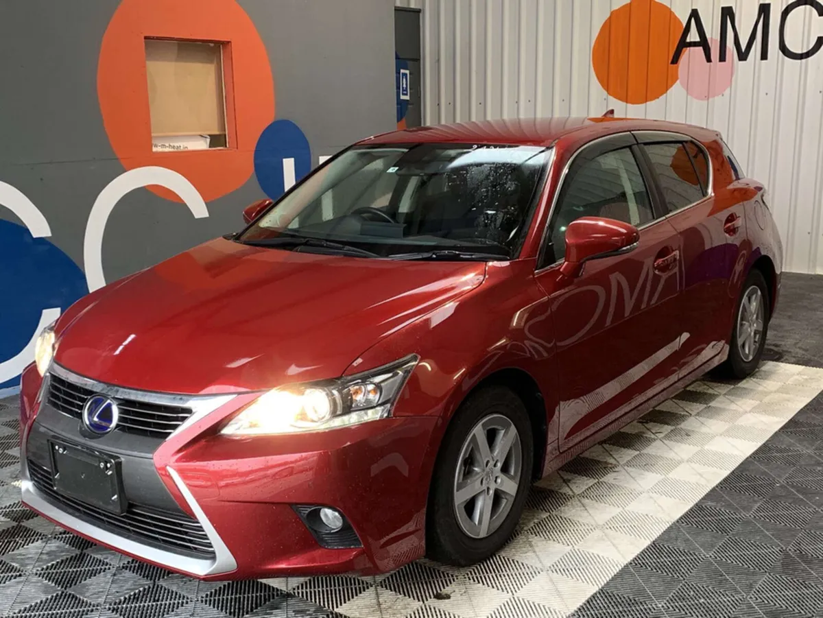 Lexus CT Lexus CT200h 1.8 Hybrid / 43k KMs / Heate - Image 3