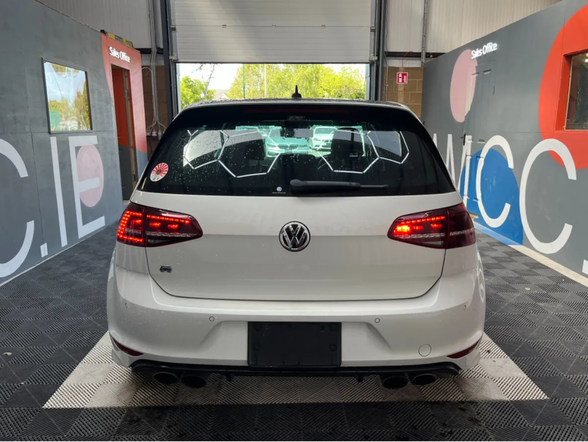 Volkswagen Golf GOLF R / 111k KMs / HEATED SEATS , - Image 4