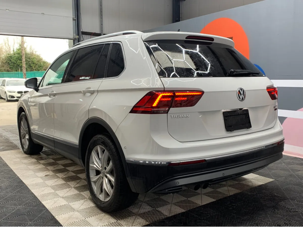 Volkswagen Tiguan ONLY €27950! TIGUAN 2.0 TDI 4MOT - Image 4