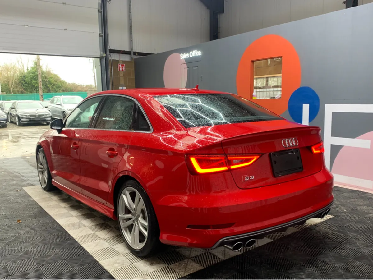 Audi S3 2.0 QUATTRO / 35k KMs / Automatic / Revers - Image 4