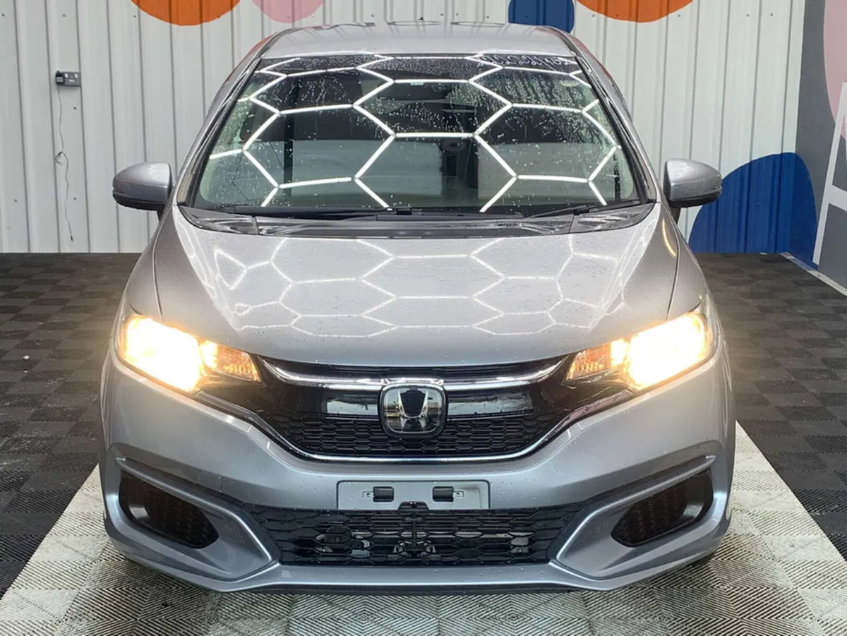 Honda Fit Honda Fit 1.5 Hybrid Automatic / Honda F - Image 2