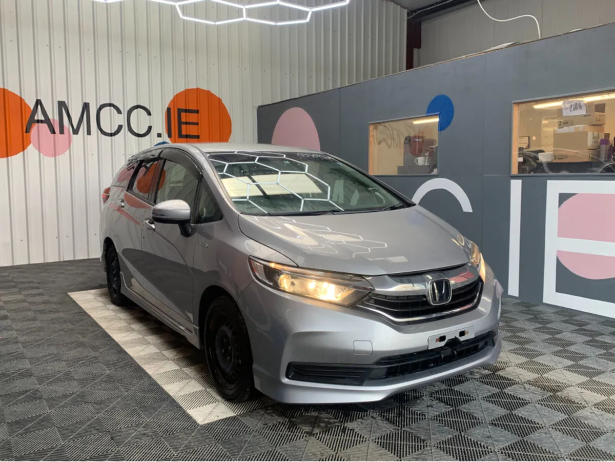 Honda Shuttle HONDA SHUTTLE 1.5 HYBRID / 50k KMs / - Image 1