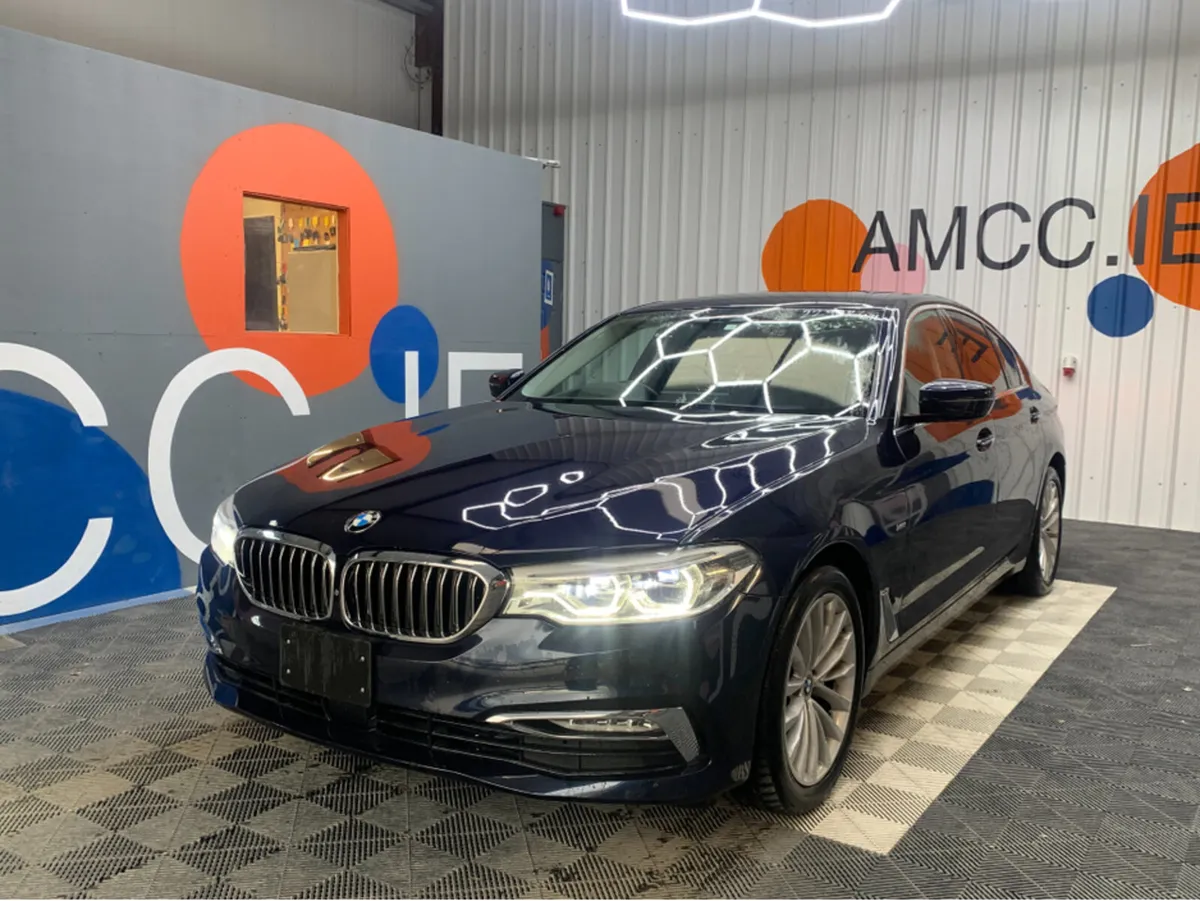 BMW 5-Series 523d LUXURY AUTOMATIC / 50k KMs / Hea - Image 3