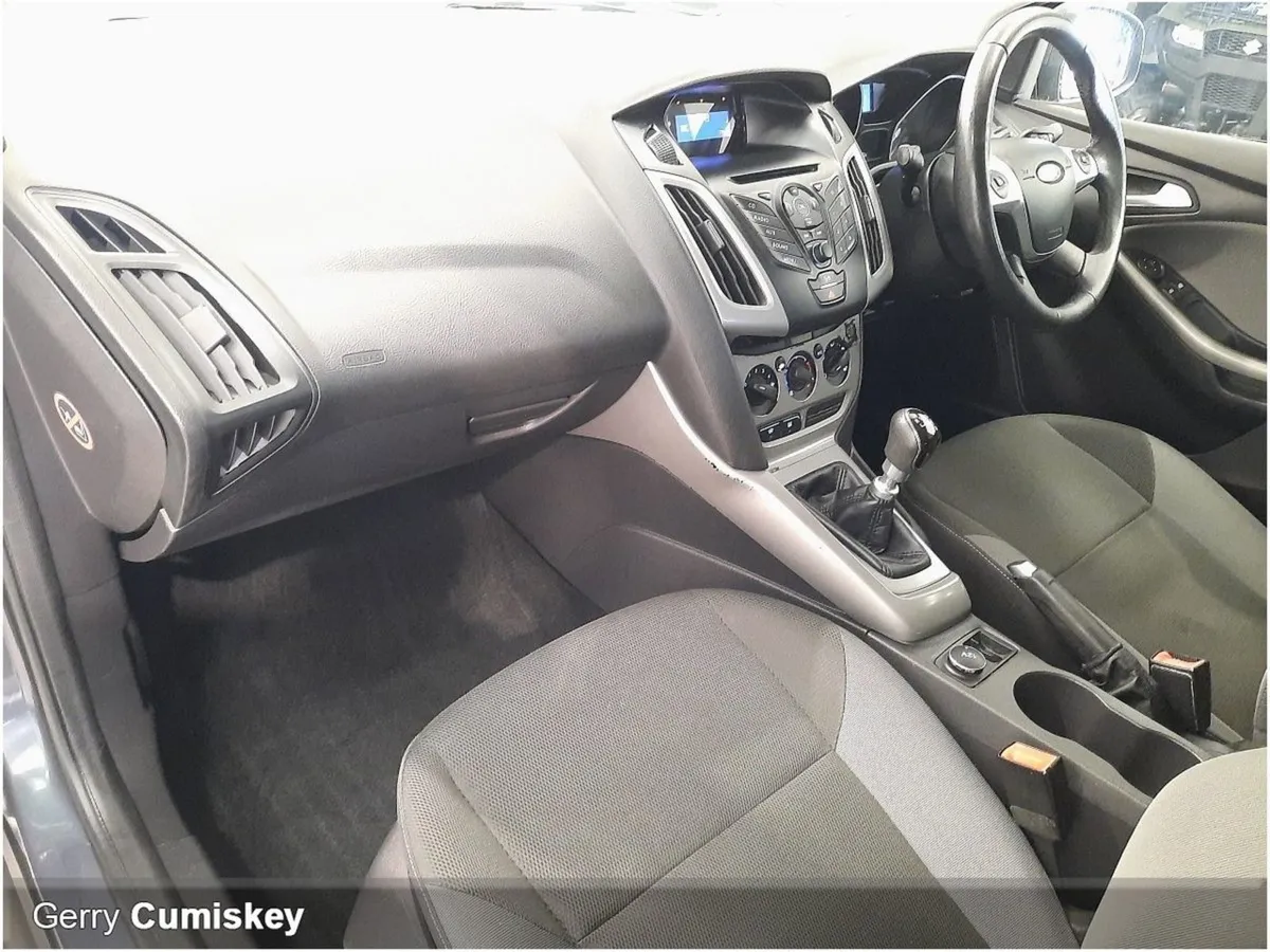 Ford Focus Estate Edge 1.6 Tdci 95bhp - Image 2