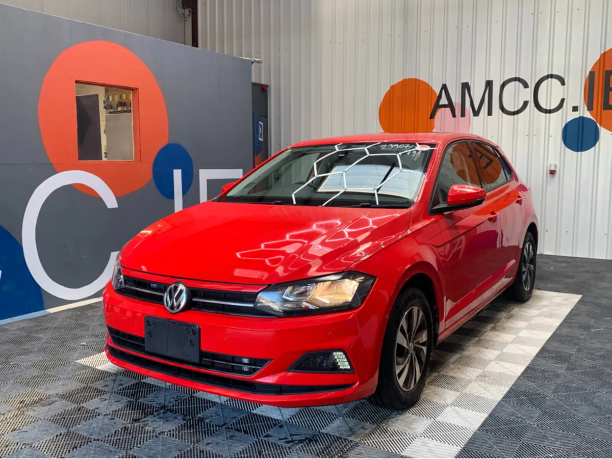 Volkswagen Polo TSI COMFORT LINE / 8k KMs / Automa - Image 3