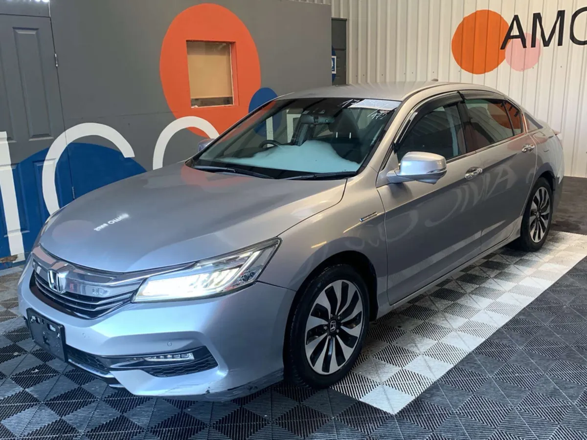 Honda Accord Honda Accord 2.0 Hybrid / Only 13k KM - Image 3