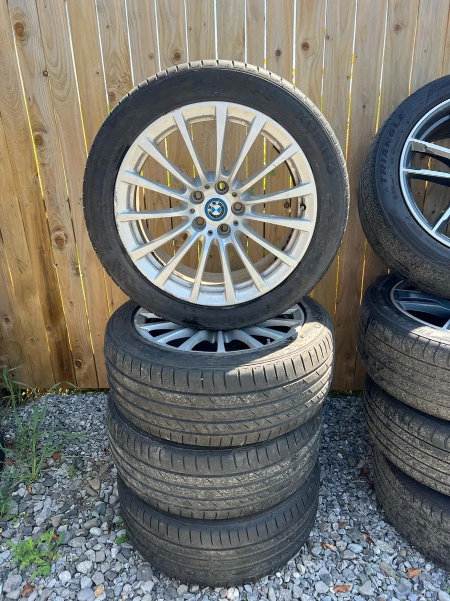 Car alloy/wheels - Image 1