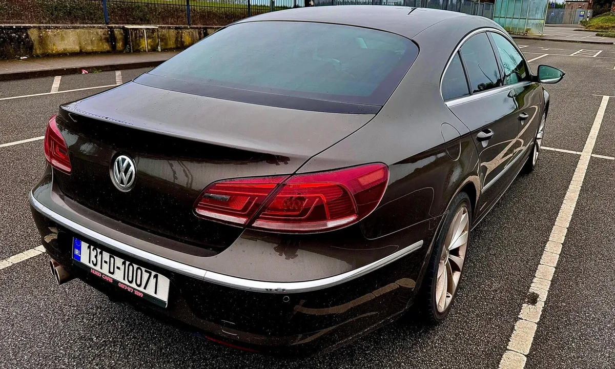 2013 Volkswagen CC Coupe - Image 4
