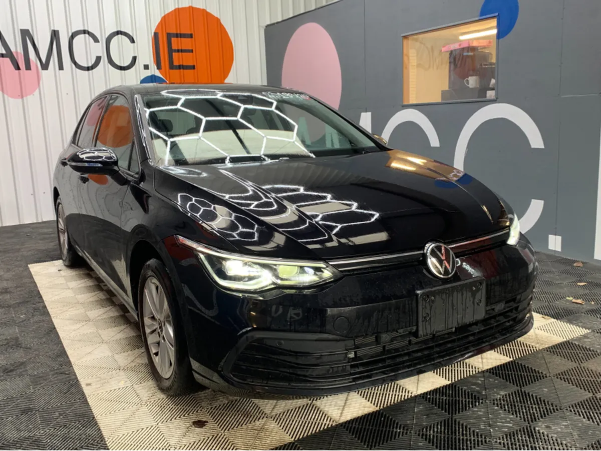Volkswagen Golf ETSI / 45k KMs / Reverse Camera & - Image 1