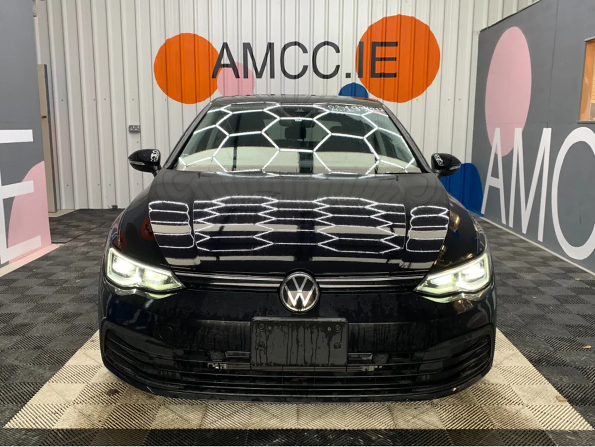 Volkswagen Golf ETSI / 45k KMs / Reverse Camera & - Image 2