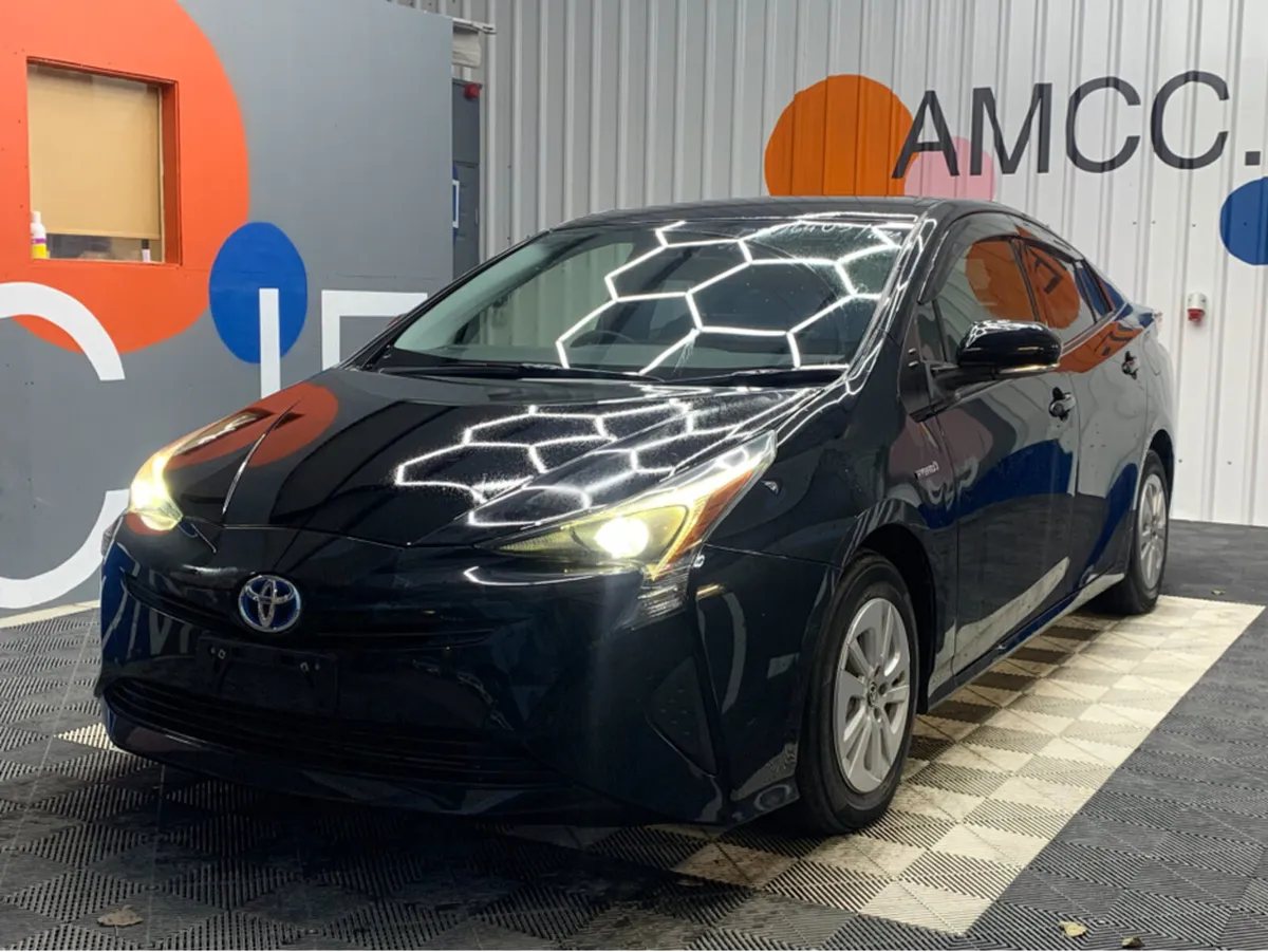 Toyota Prius TOYOTA PRIUS / 120k KMs / Reverse Cam - Image 3