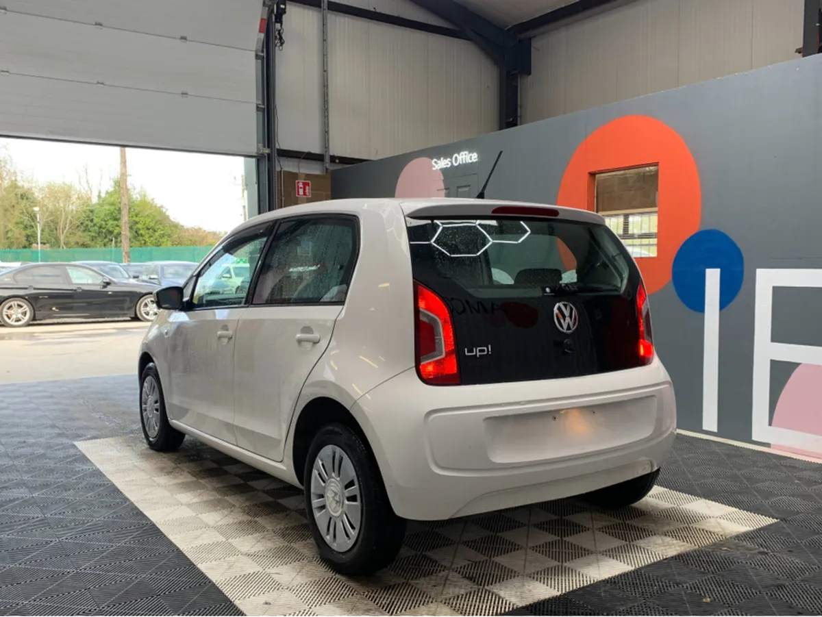 Volkswagen up! AUTOMATIC VW UP / 98k KMs / 1.0 Pet - Image 4