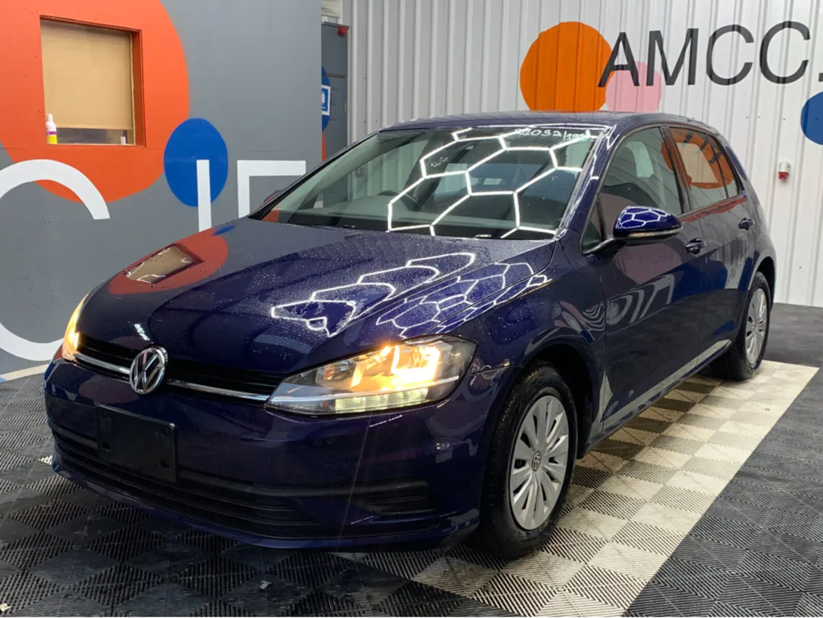 Volkswagen Golf GOLF AUTOMATIC 1.2 / 54k KMs / Aut - Image 3