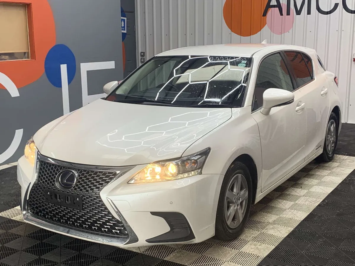 Lexus CT ONLY €23950! Lexus CT200h 1.8 Hybrid / He - Image 3