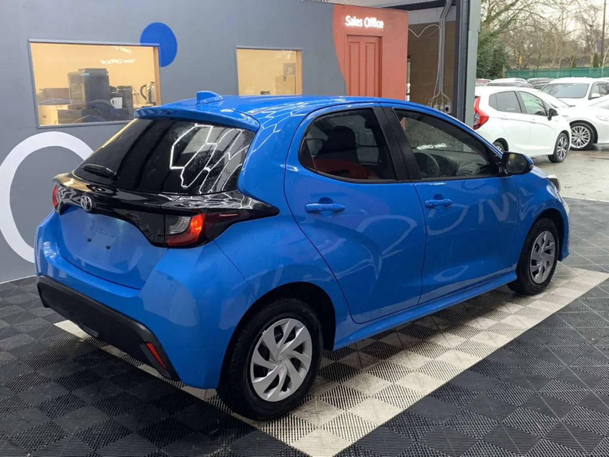 Toyota Yaris MAY SALE ONLY €21950! Toyota Yaris 1. - Image 4