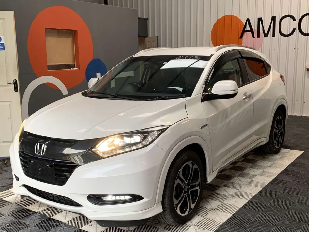 Honda Vezel Honda Vezel 1.5 Hybrid / Heated Leathe - Image 2