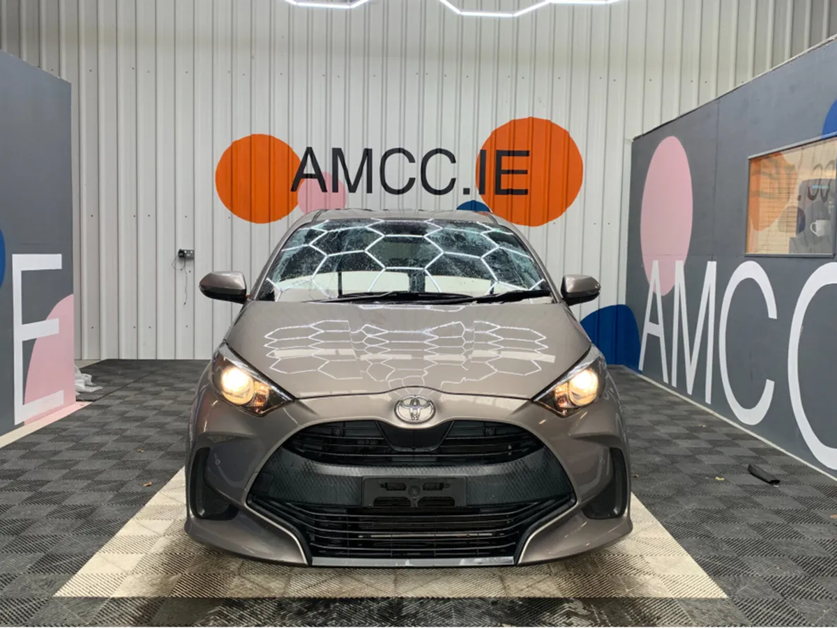 Toyota Yaris 1.0 PETROL / 70k KMs / Automatic / Re - Image 2