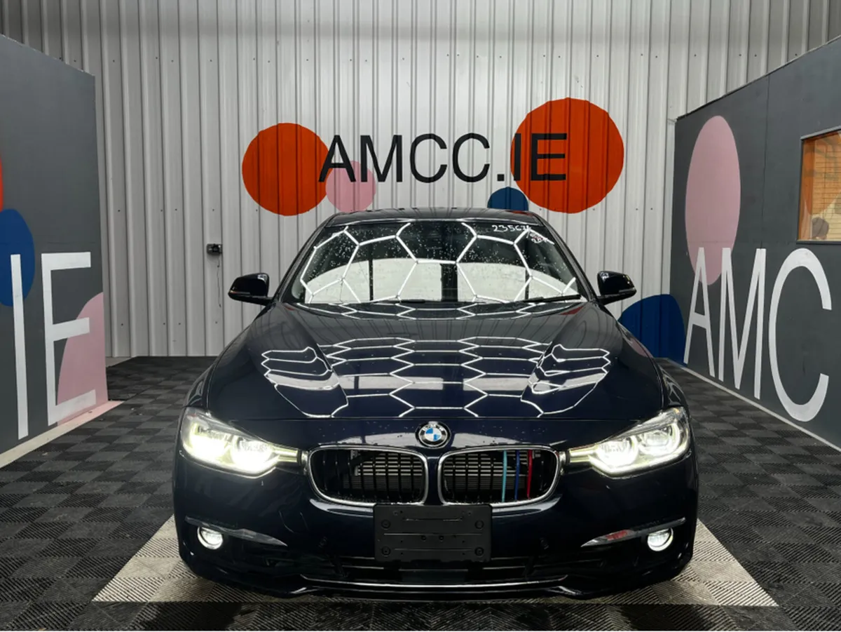 BMW 3-Series 330e LUXURY / 58k KMs / Heated Leathe - Image 2