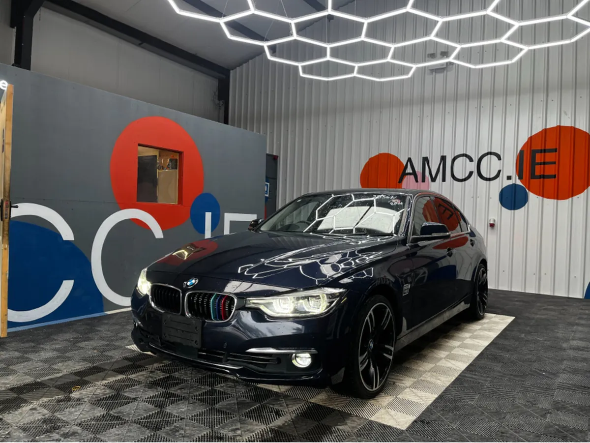BMW 3-Series 330e LUXURY / 58k KMs / Heated Leathe - Image 3