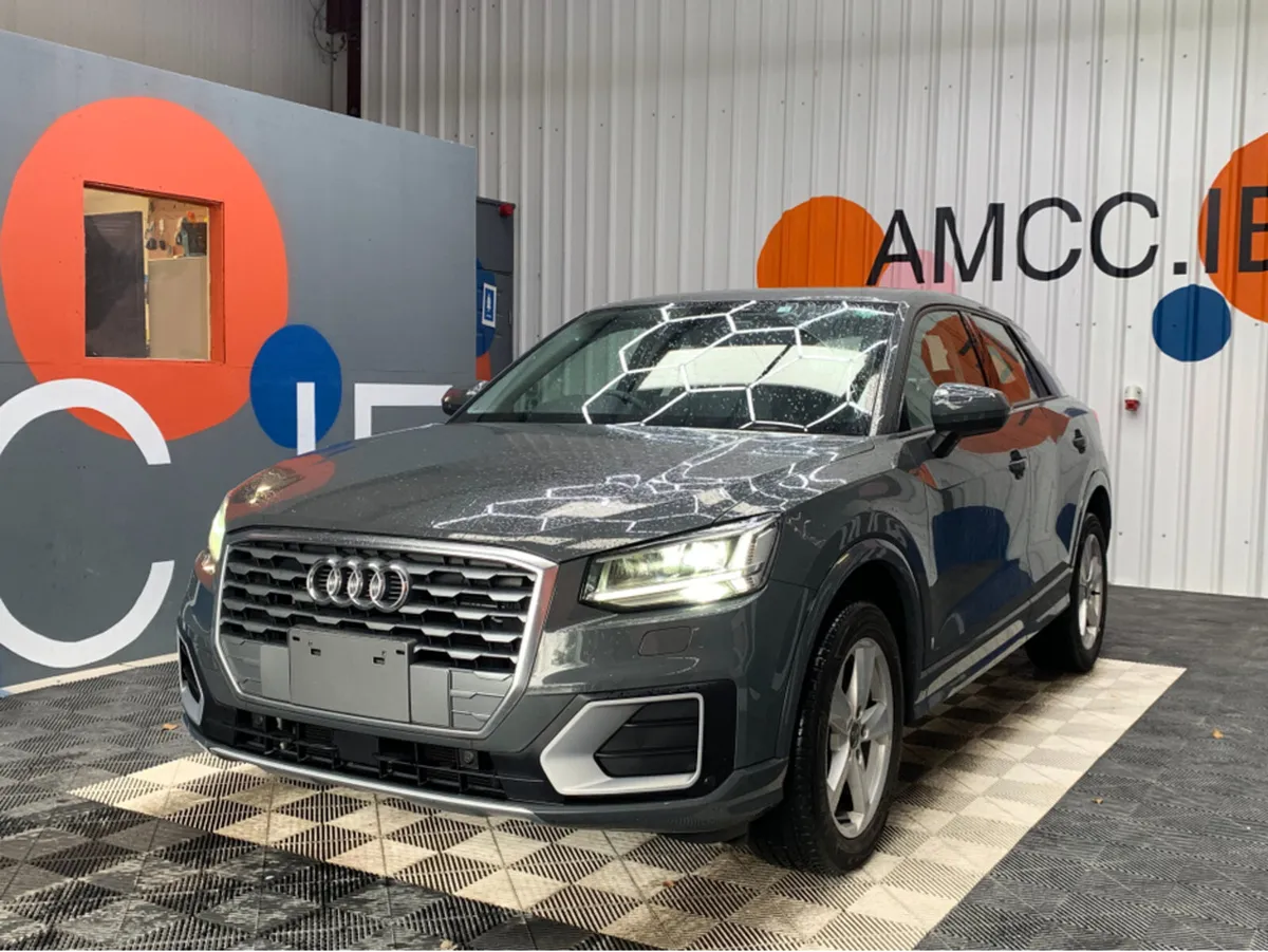 Audi Q2 1.4 TFSI SPORT / 34k KMs / Heated Leather, - Image 3