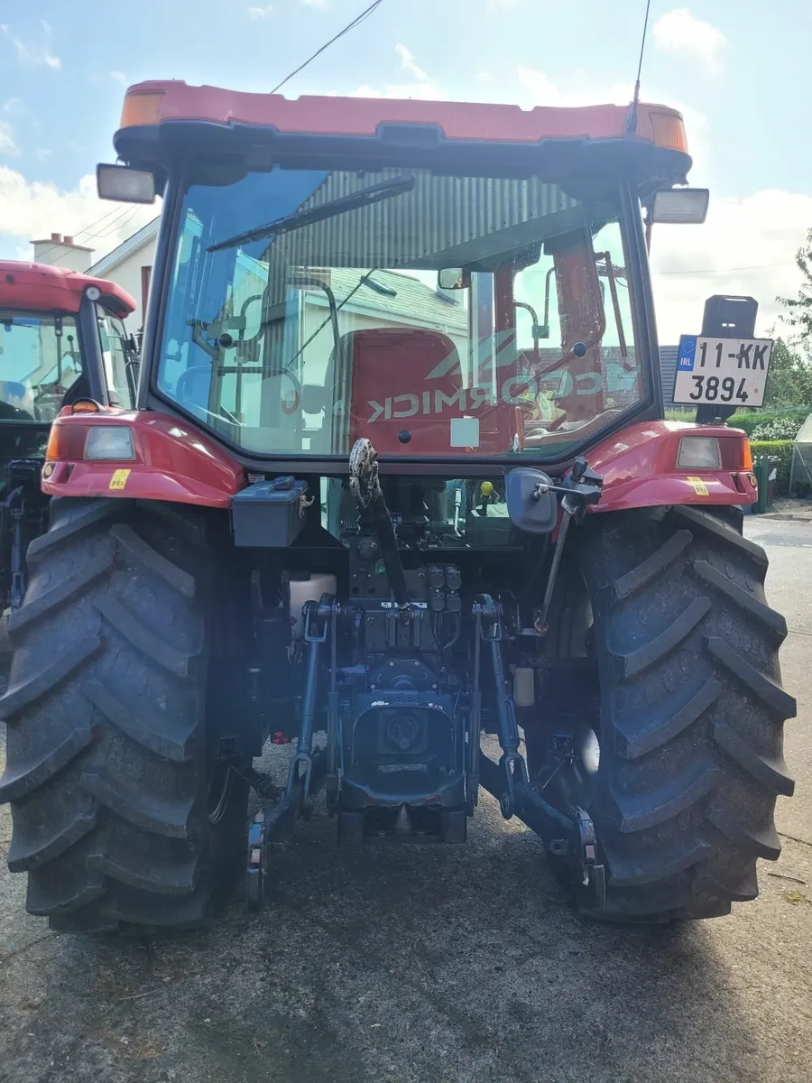 Case JXU 105 c/w Quicke loader - Image 2