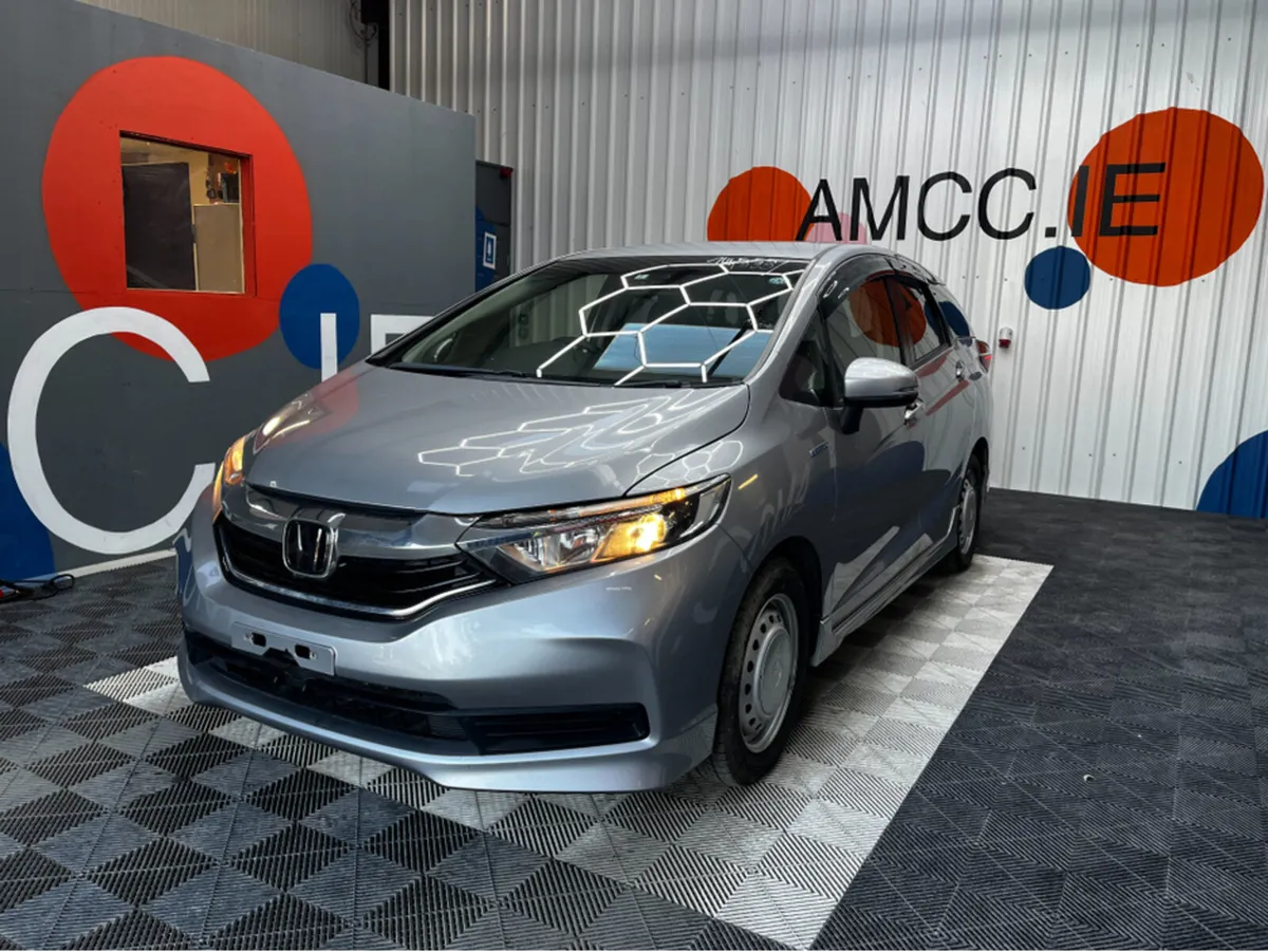 Honda Shuttle 1.4 HYBRID / 63k KMs / ADAPTIVE CRUI - Image 3