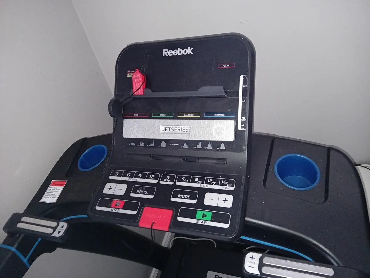 Reebok Jet 300 Treadmill - Image 2