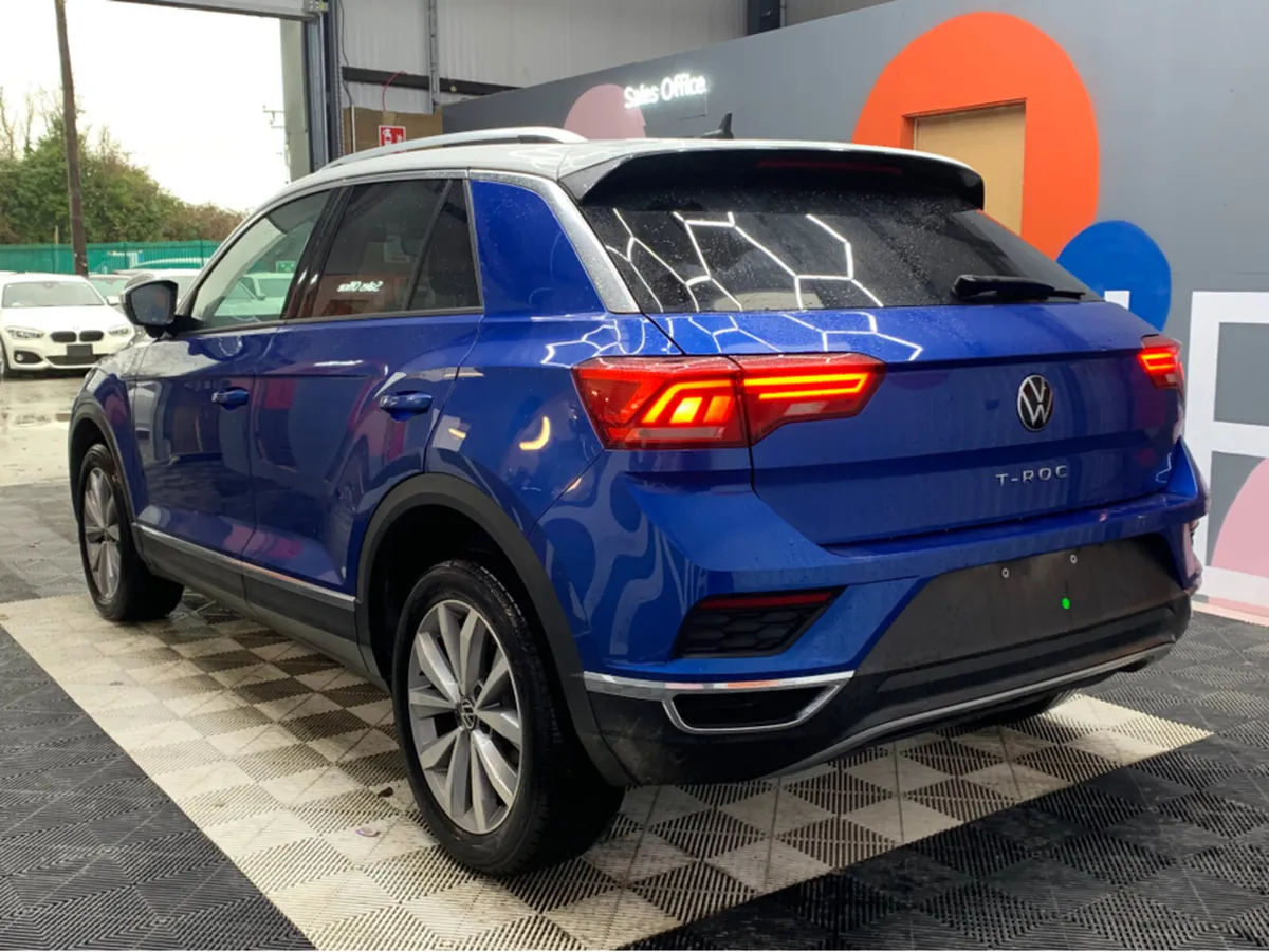 Volkswagen T-Roc 1.5 TSI / 59k KMs / Reverse Camer - Image 3