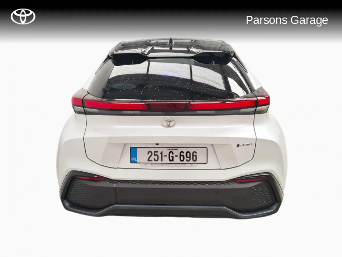 Toyota C-HR C-HR PHEV SOL - Image 4
