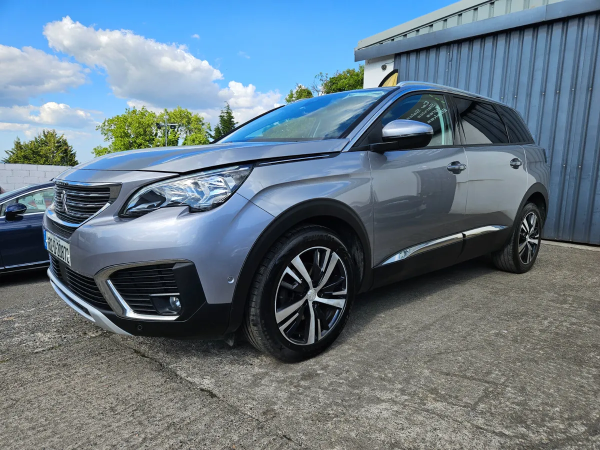 2018 PEUGEOT 5008 * AUTOMATIC * LOW MILES*7 SEATER - Image 3