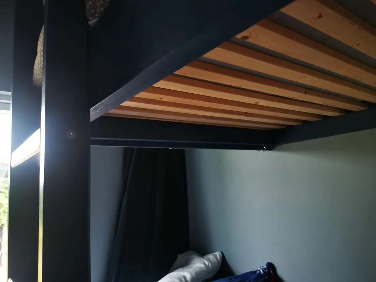 Bed - Image 2