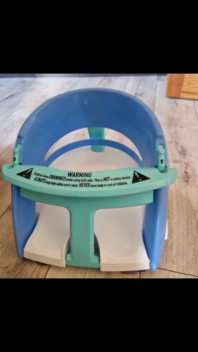 Baby seat - Image 1