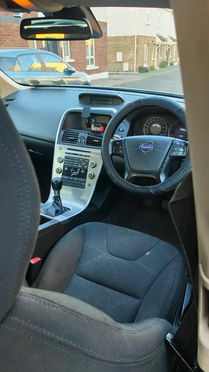 Volvo XC60 Diesel Manual - Image 1