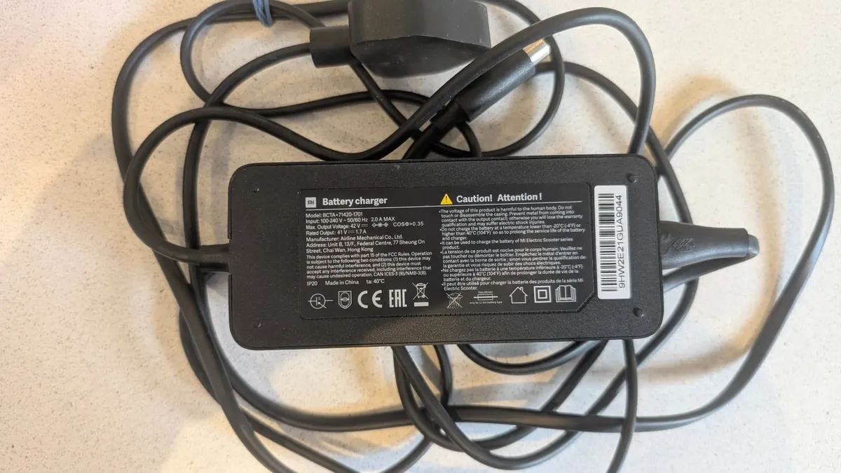 Xiaomi Mi 3 Escooter Charger & Tyre - Image 1