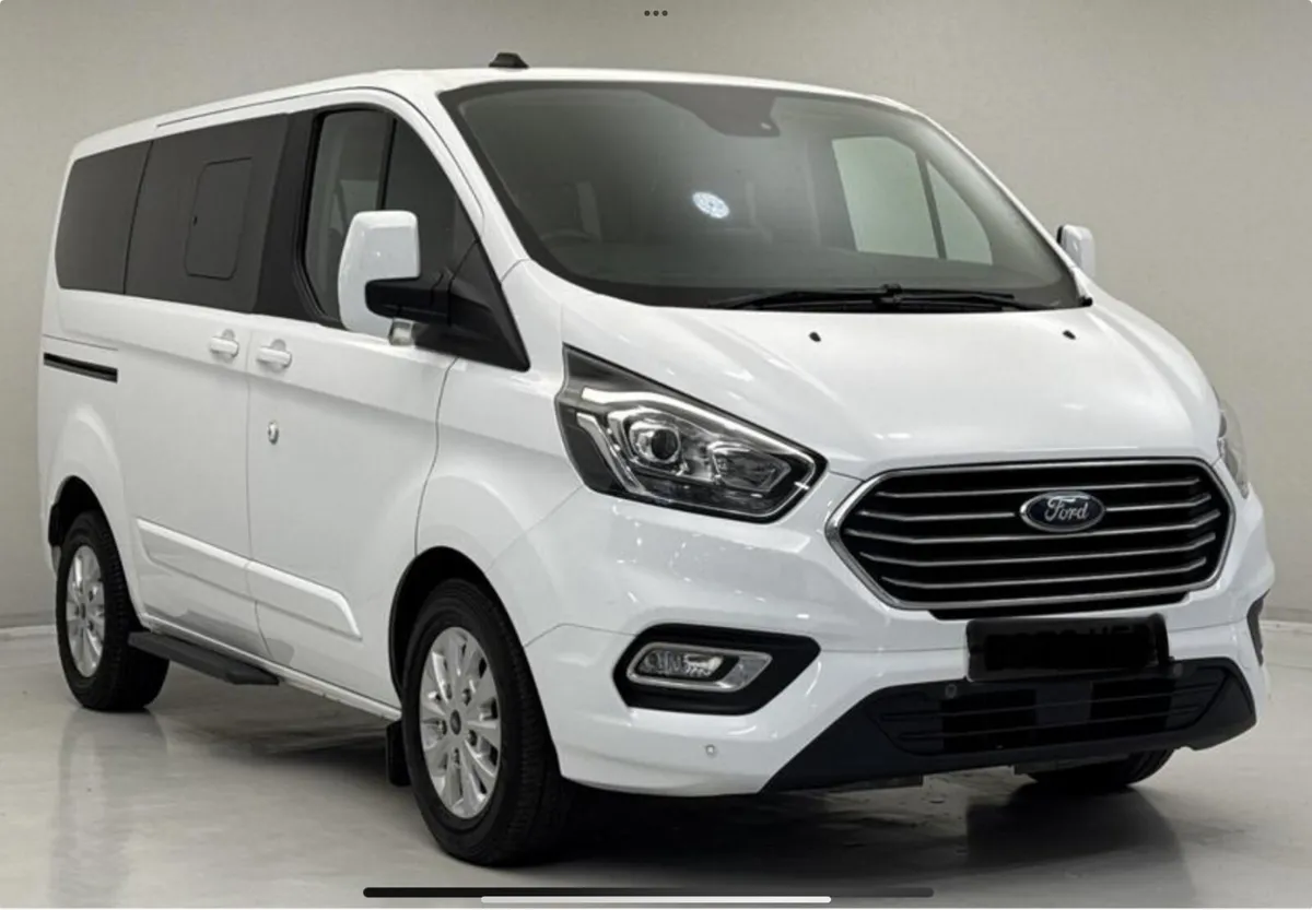 Ford Tourneo Custom 2022 Hybrid Petrol - Image 1