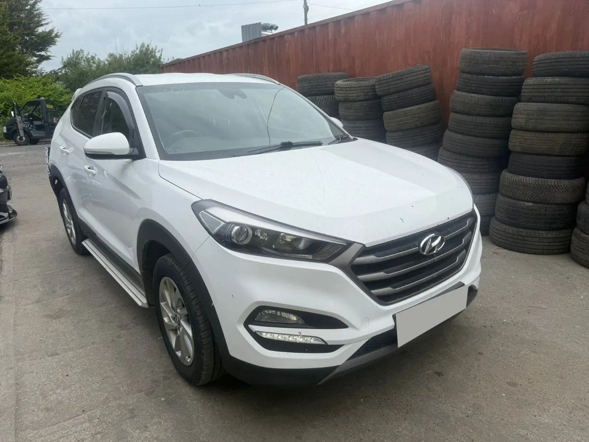 2017 HYUNDAI TUCSON 1.7 DIESEL FOR BREAKING - Image 1