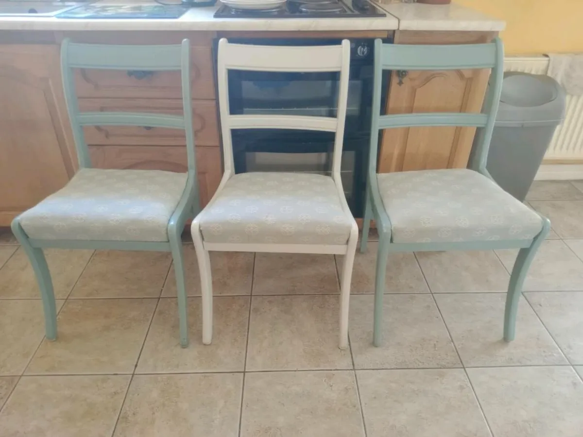 (3) Antique kitchen chairs - Image 2