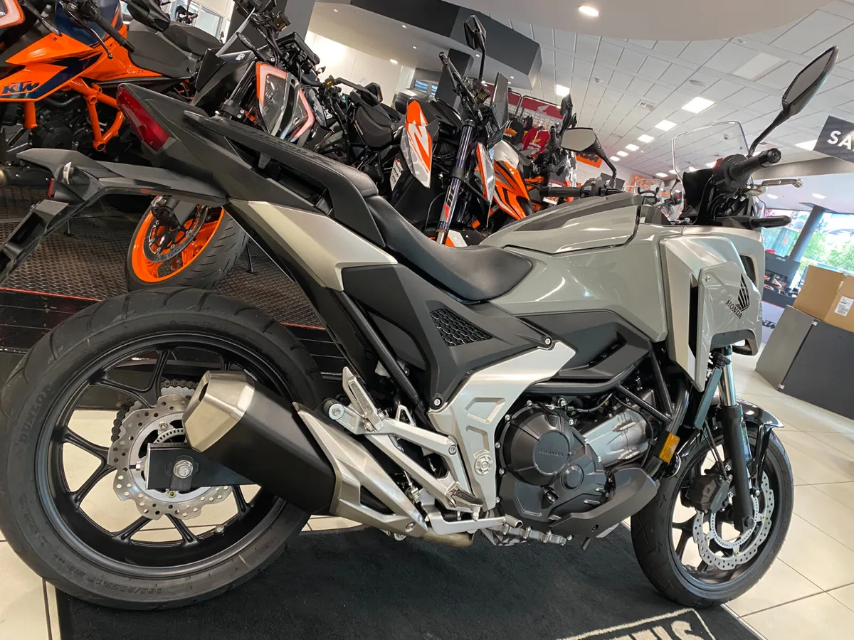 HONDA NC750X EX DEMO - Image 2