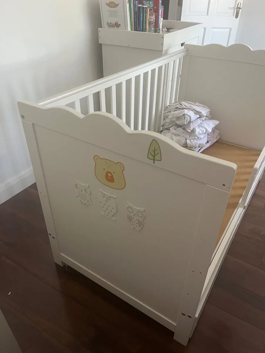 2x Convertible Cot Beds (Cot to Junior Bed) - Image 3
