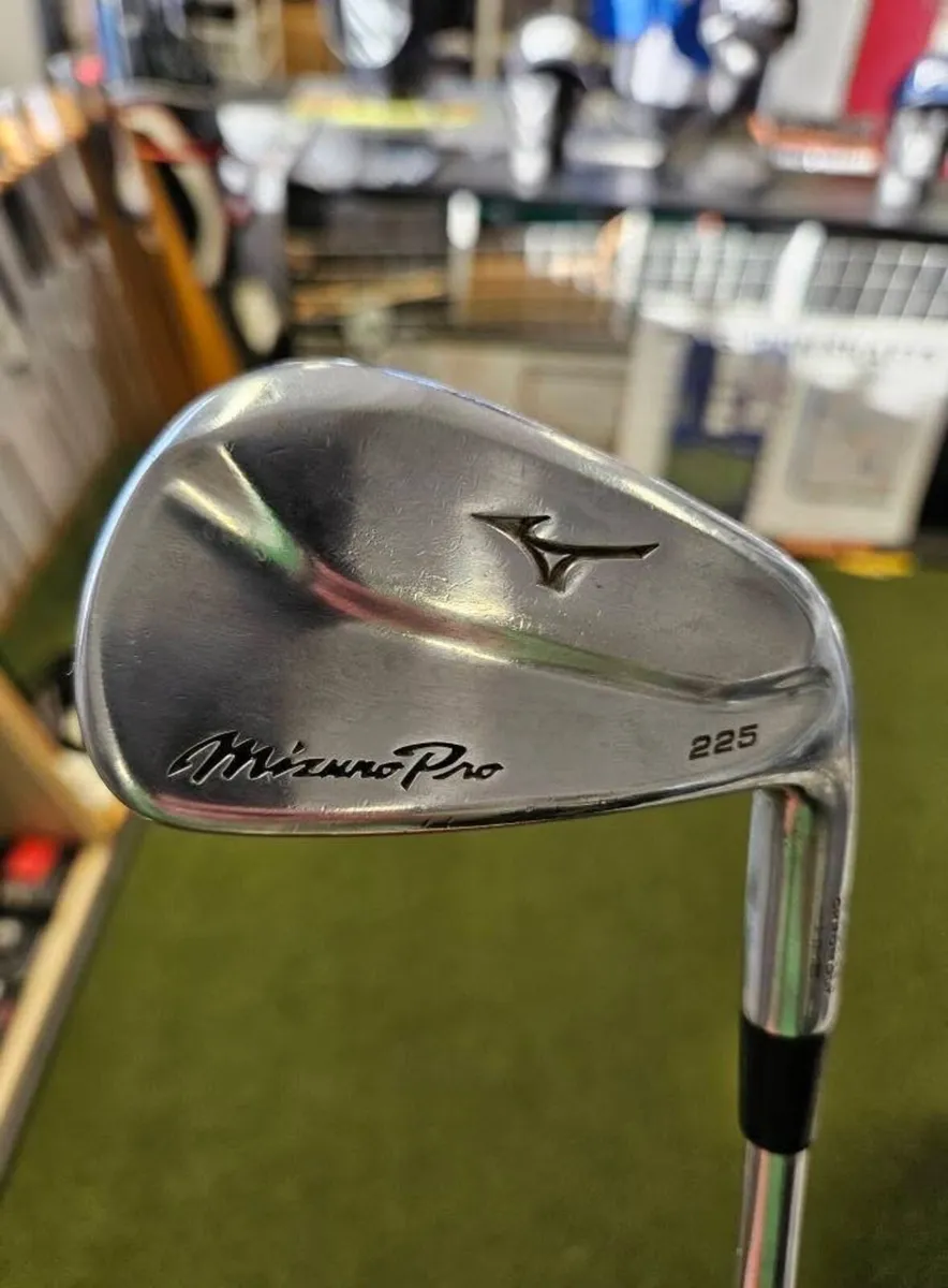 Mizuno Pro 225 Forged Irons - Image 2