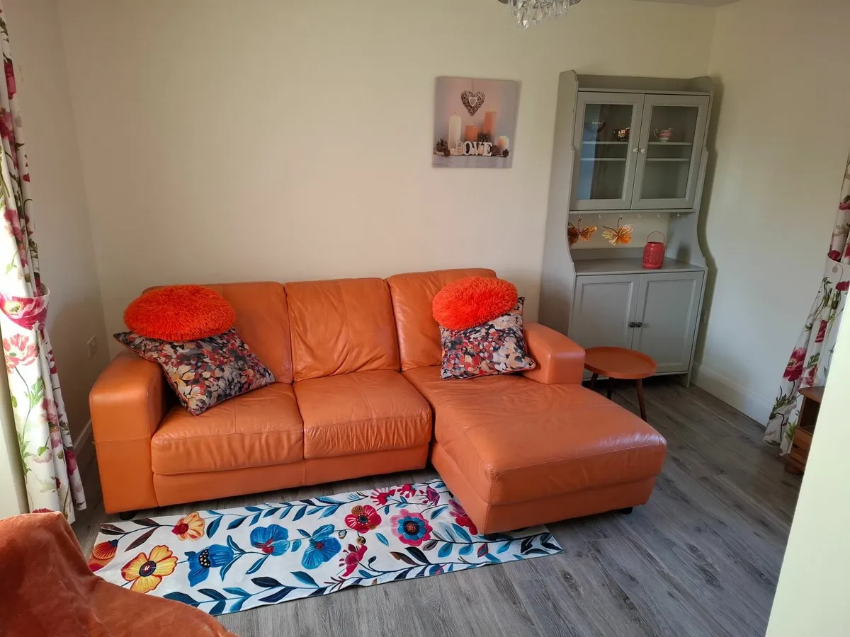 Holiday Home - Image 3