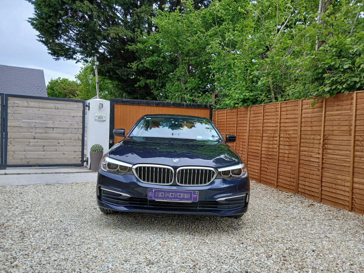 🆕️2018 BMW 5-Series 530e Plug-in Hybrid🆕️ - Image 2