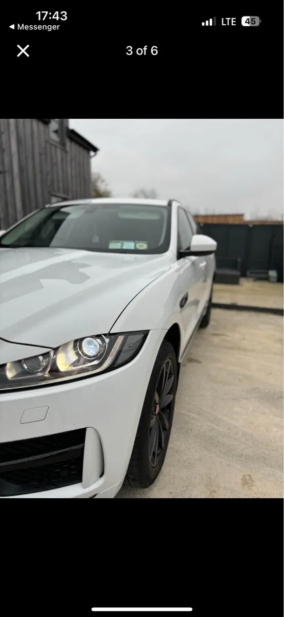JAGUAR F PACE 2017 - Image 4
